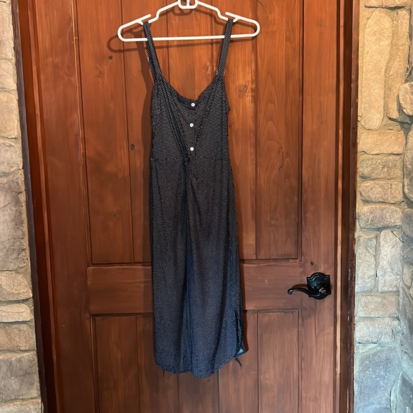 Lovestitch Sundress - Picture 2 of 4